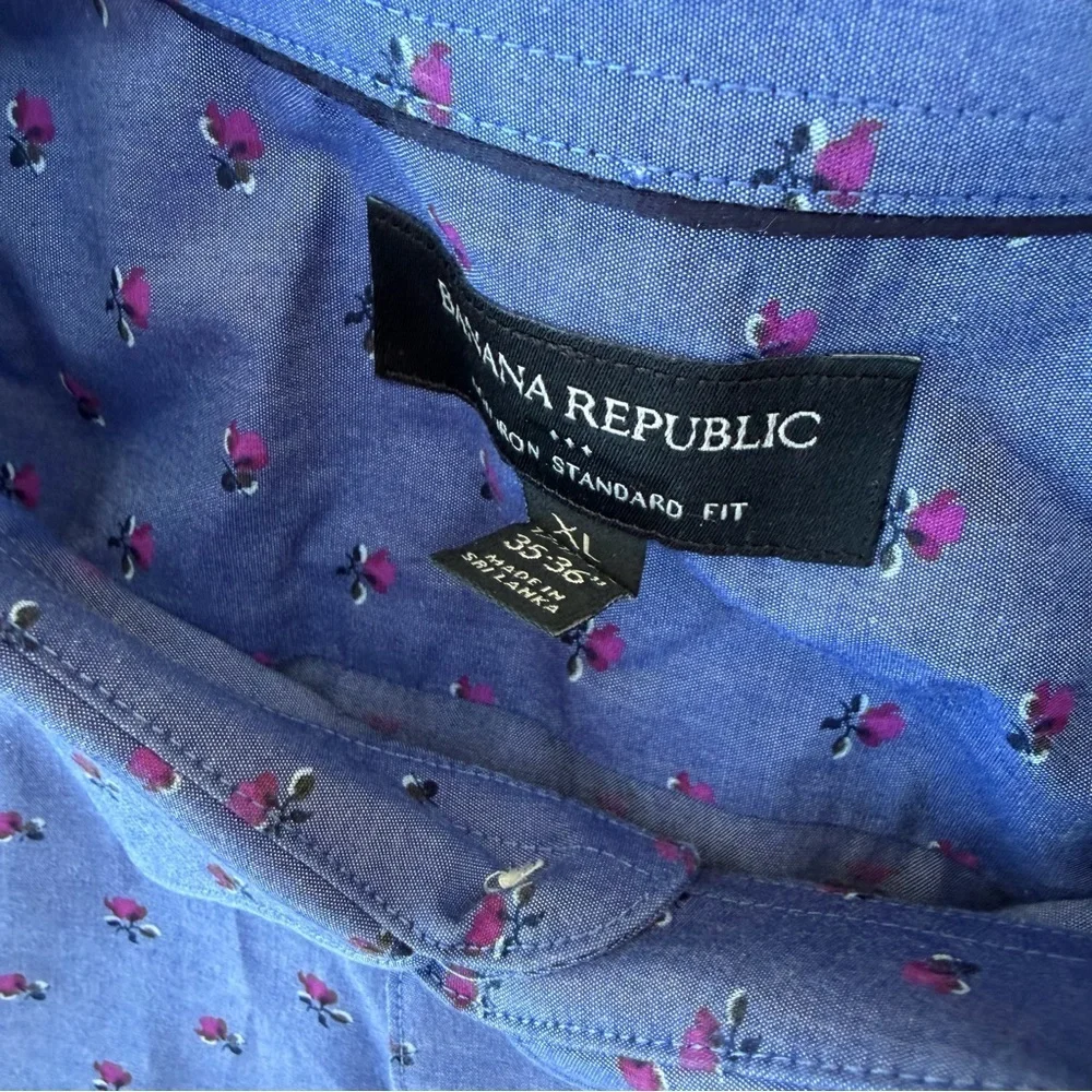 Men’s Banana Republic Long Sleeve Shirt Size XL 17-17 1/2 35-36​​